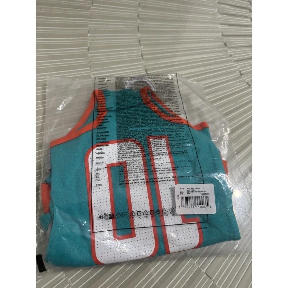Nike Miami Dolphins Tyreek Hill #10 3-Piece Creeper Set 3-6 Months NWT